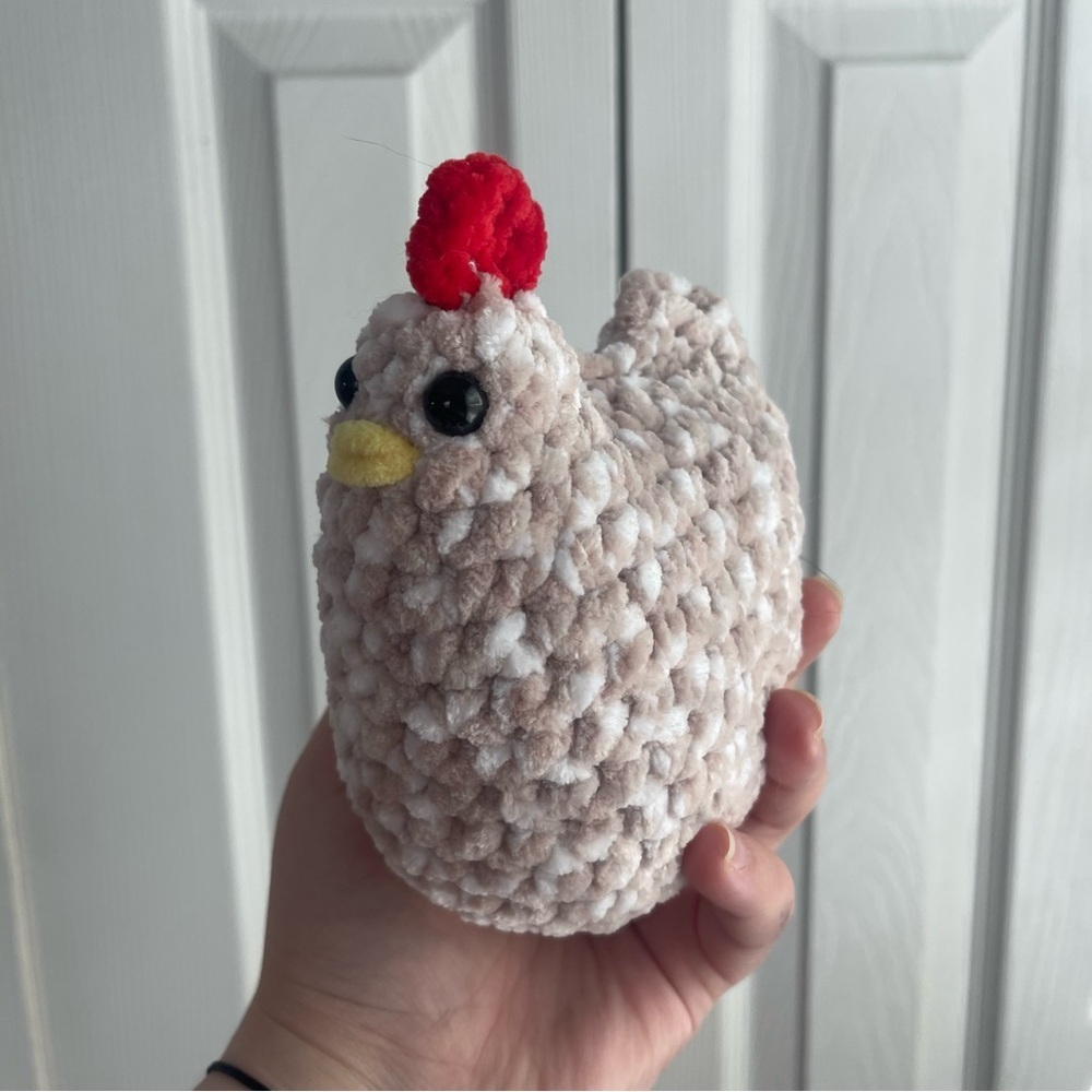 Crochet Plush Chicken  - Handmade​​